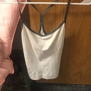 Control It! Maidenform Tank